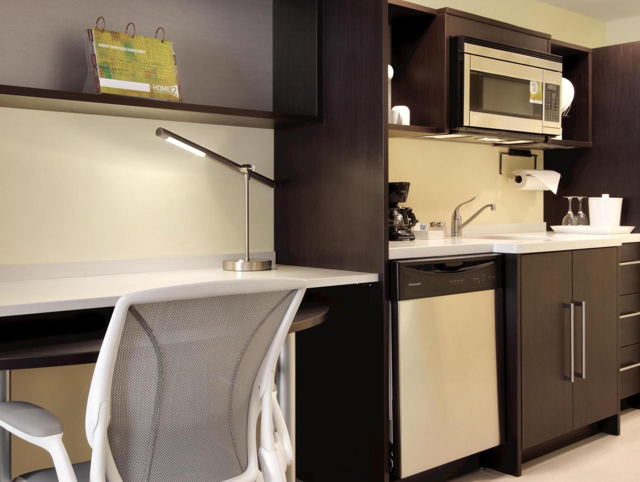 Home2 Suites By Hilton Fort St. John Extérieur photo